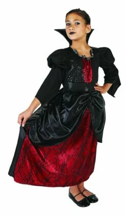 Little Vampire Queen | Child